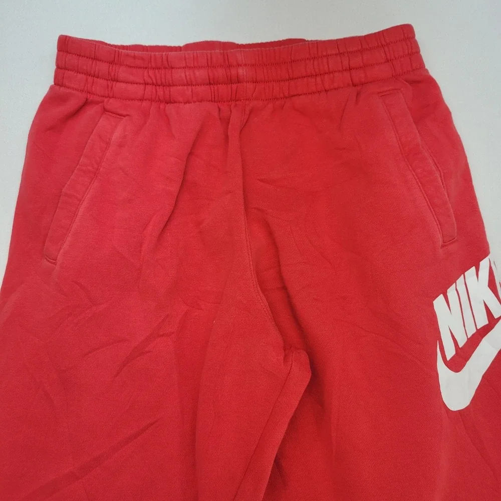 Nike Jogger Pants Kids‎ XL Red Sportswear Club Fleece Graphic FD2995-657